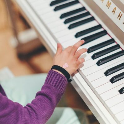 child playing piano